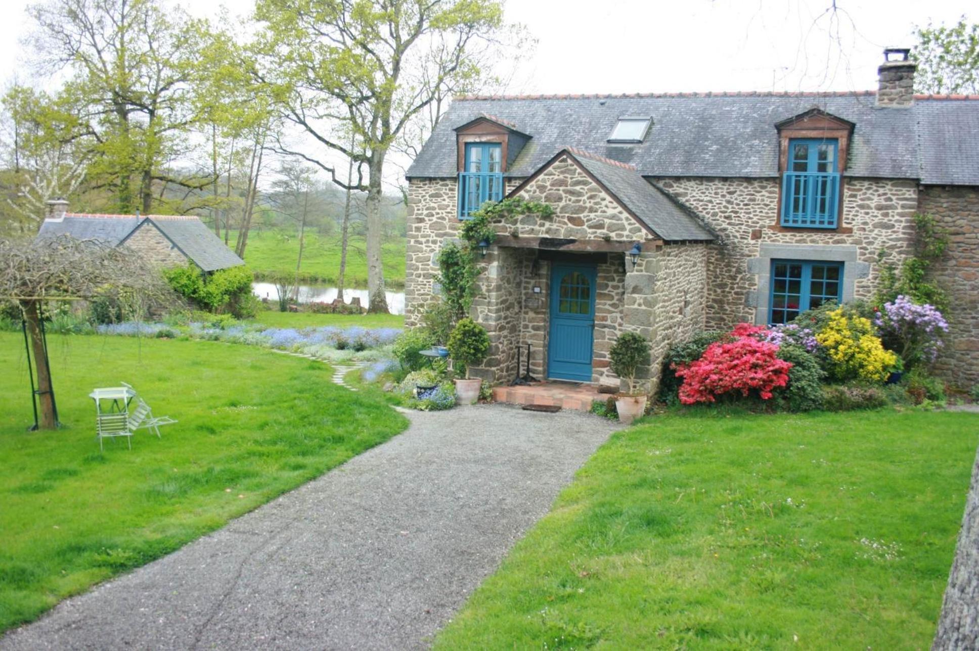 Bed and Breakfast Au Pont Ricoul Saint-Pierre-de-Plesguen Esterno foto