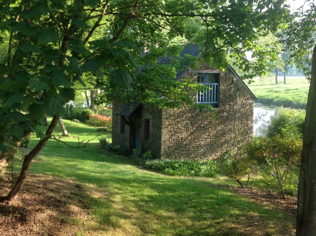 Bed and Breakfast Au Pont Ricoul Saint-Pierre-de-Plesguen Esterno foto