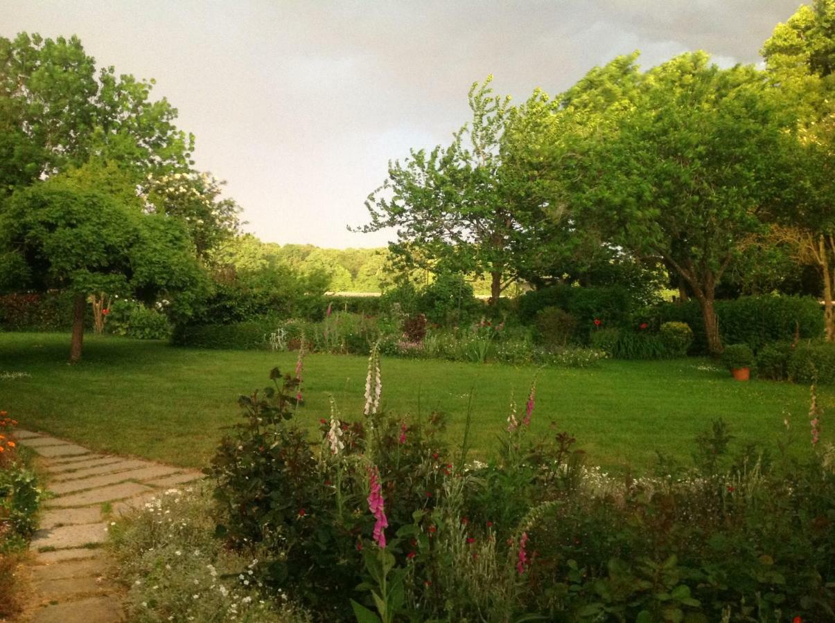 Bed and Breakfast Au Pont Ricoul Saint-Pierre-de-Plesguen Esterno foto